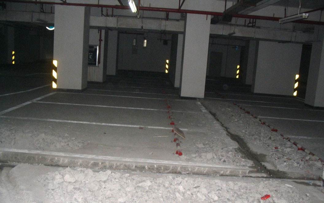 翠荔社区地下室整体做防水堵漏